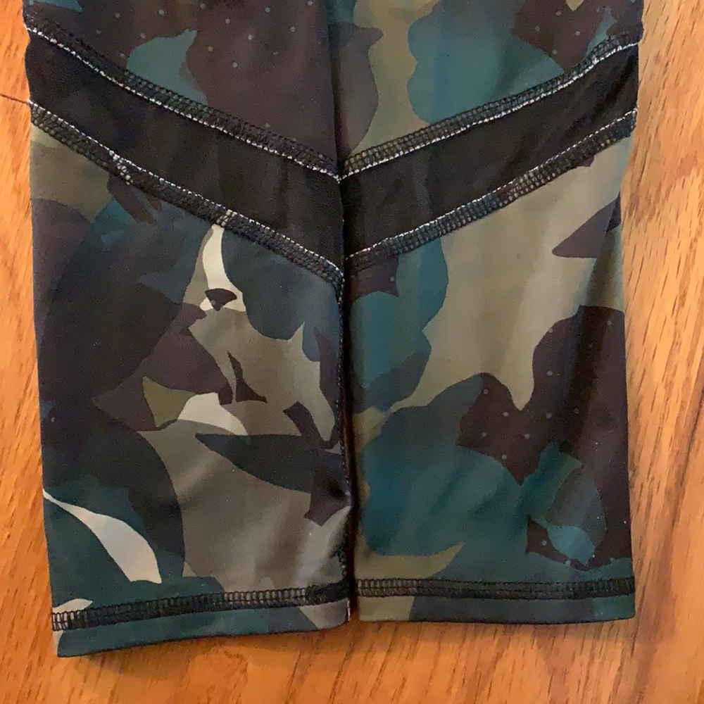 Old Navy Girls Camo Go Dry L (10-12)💚host pick💚 - Picture 6 of 7